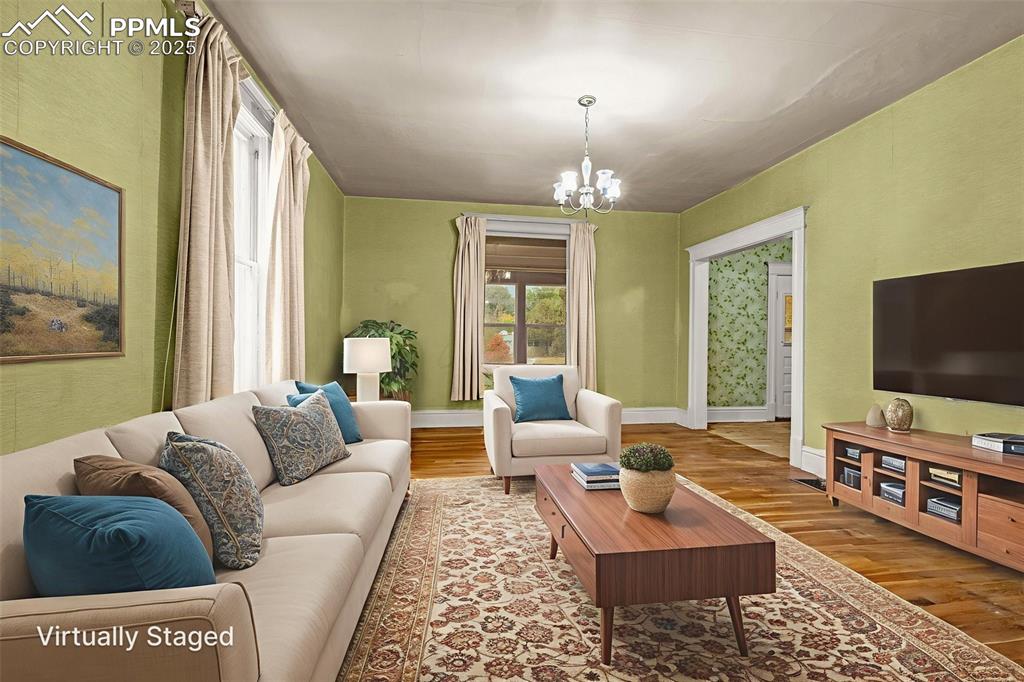 Image 8 of 45: Living Room