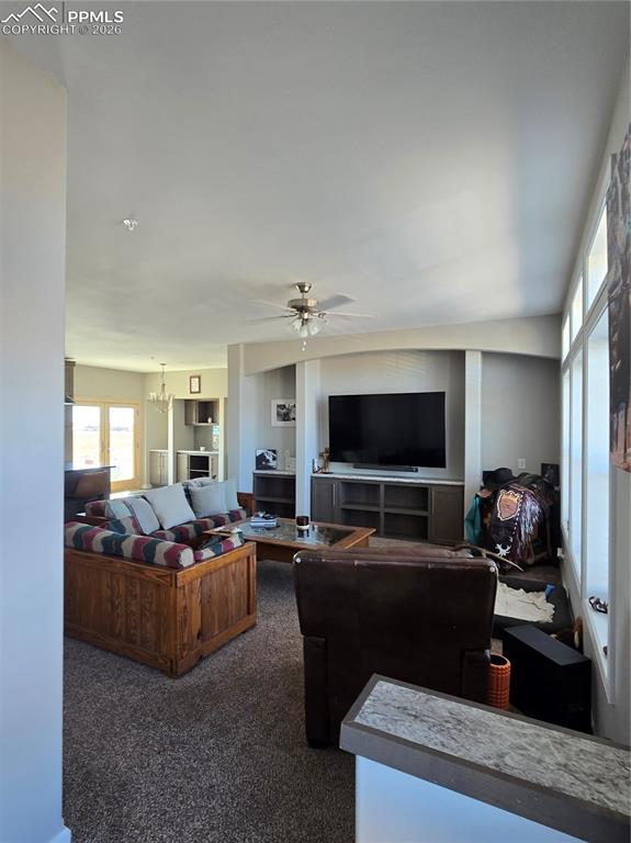 Image 12 of 17: Living Room