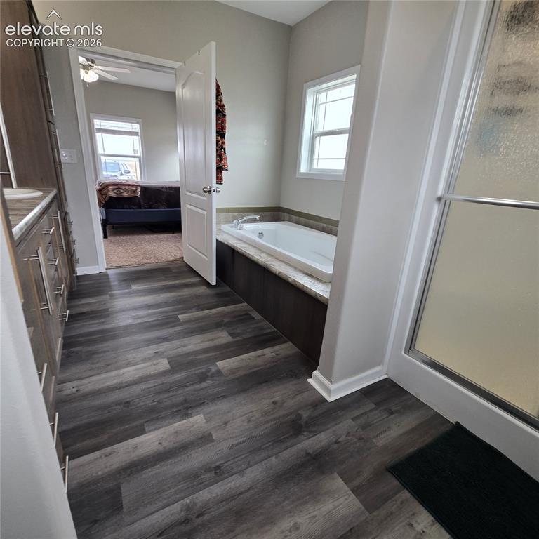 Image 16 of 25: Master Bathroom