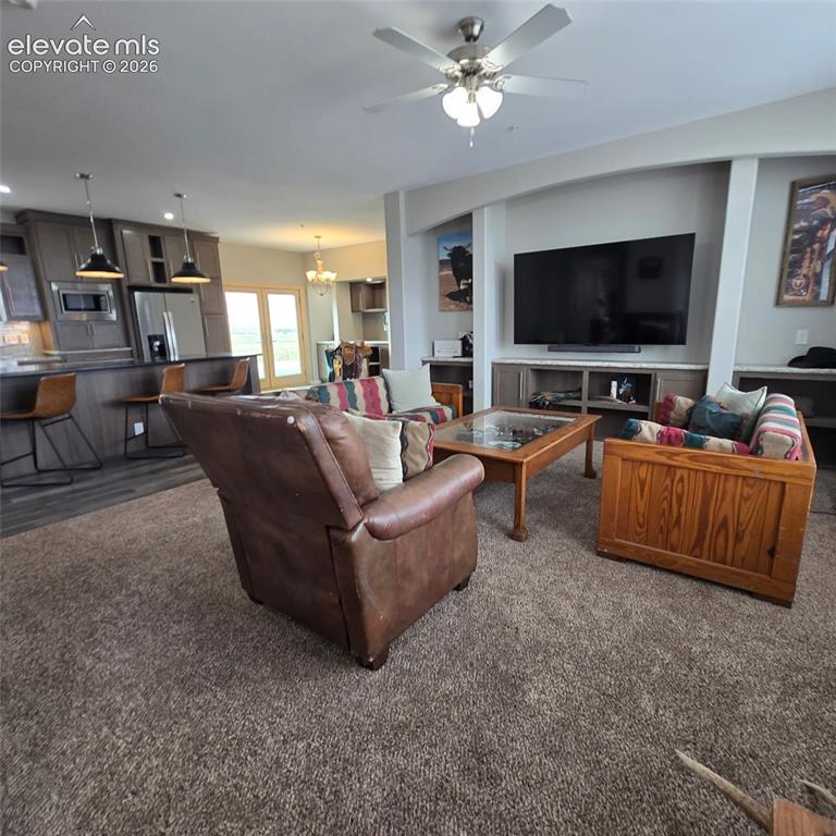 Image 4 of 25: Living Room
