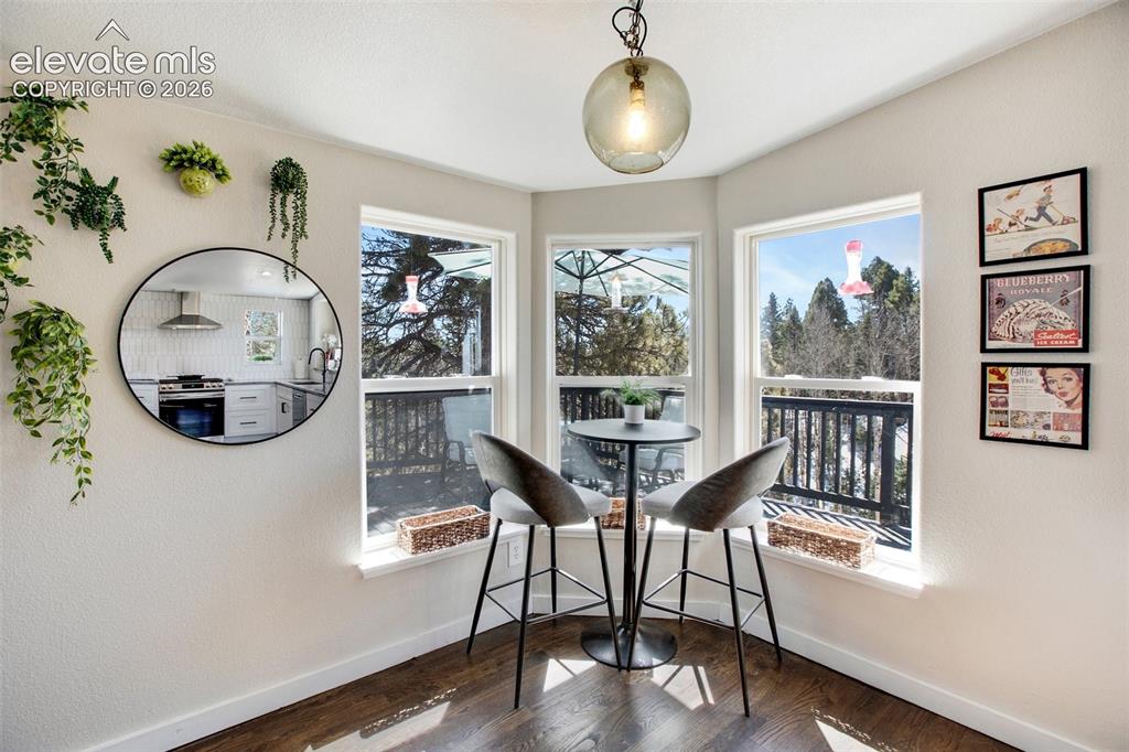 Image 28 of 46: Main level breakfast nook in kitchen
