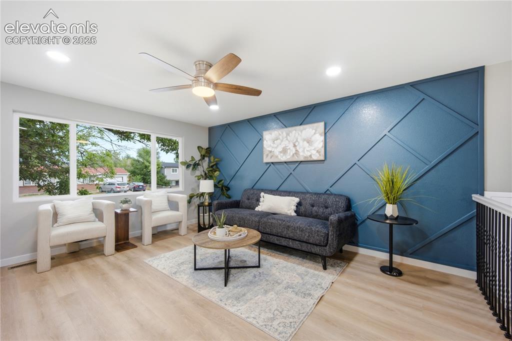 Image 10 of 50: Living Room