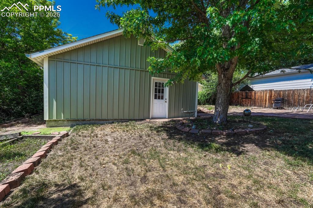 Image 30 of 38: View of outbuilding