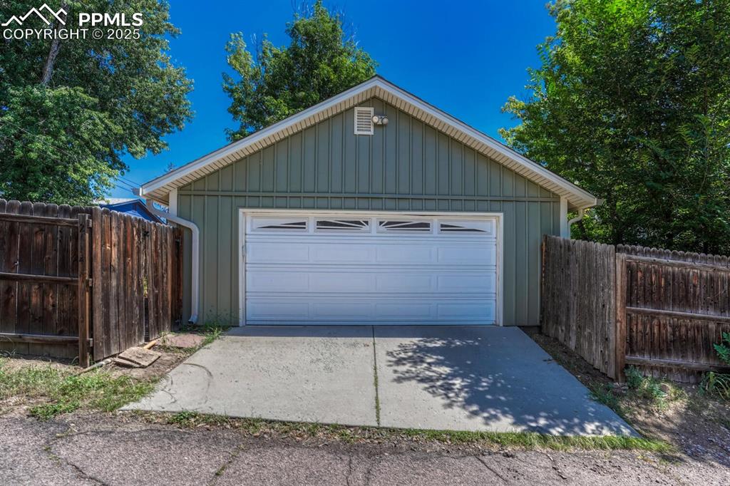 Image 32 of 38: View of detached garage