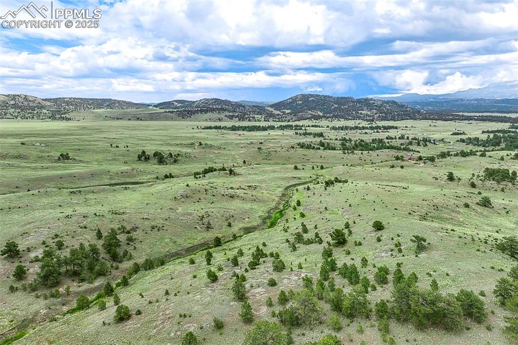 Image 15 of 50: View