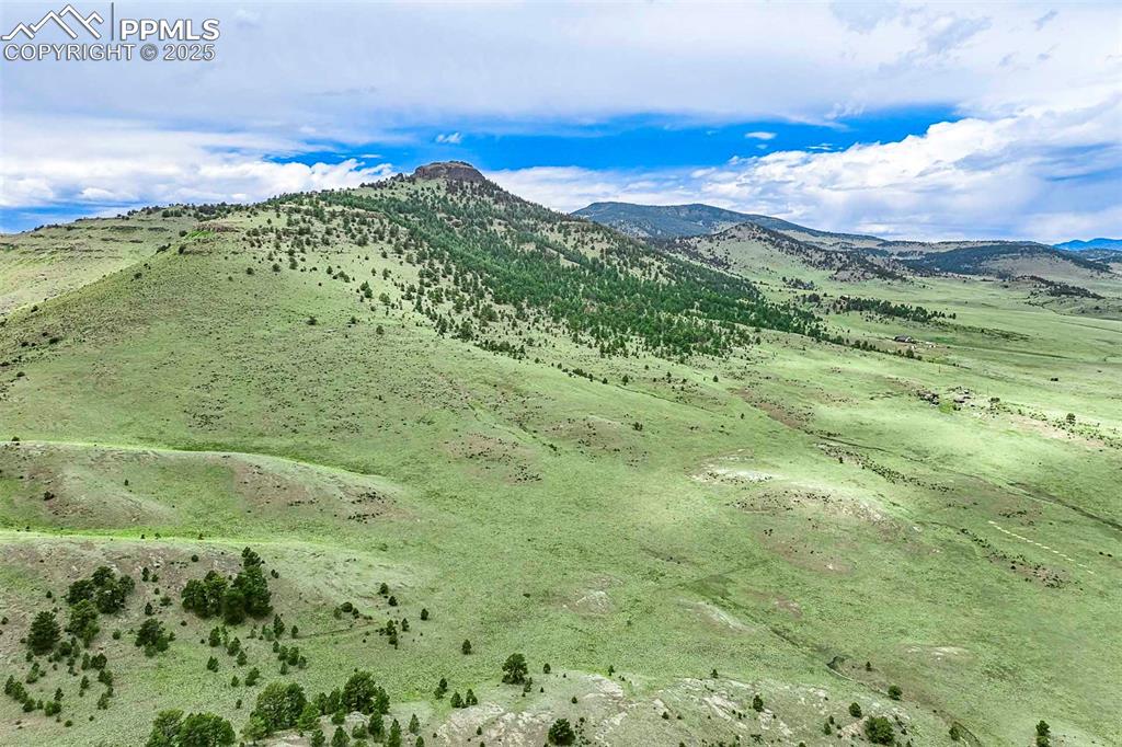 Image 34 of 50: View