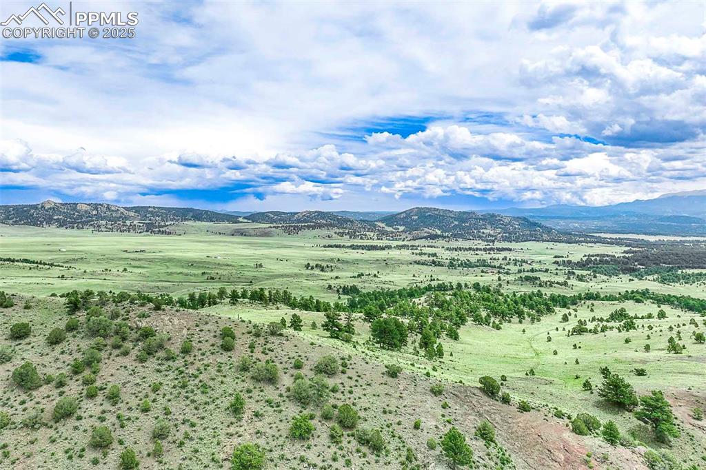 Image 45 of 50: View