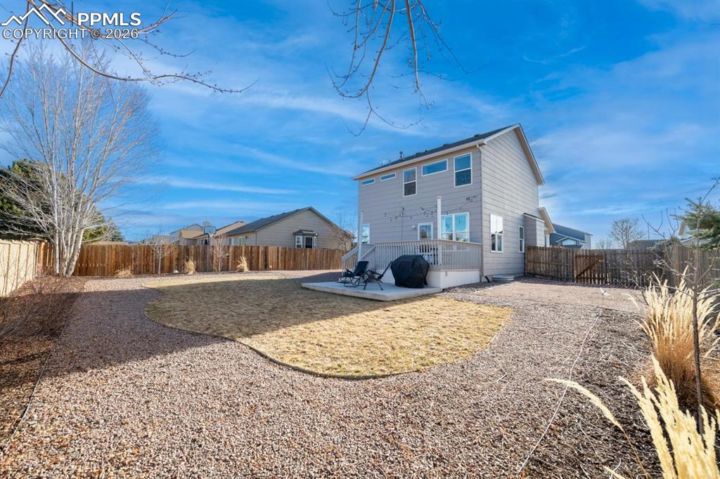 Image 35 of 50: Back of Structure