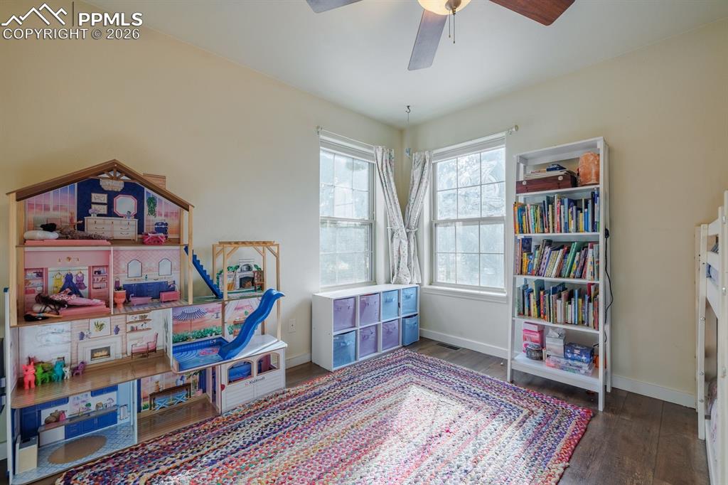 Image 18 of 30: Game Room