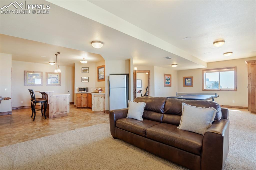 Image 29 of 49: Recreation Room