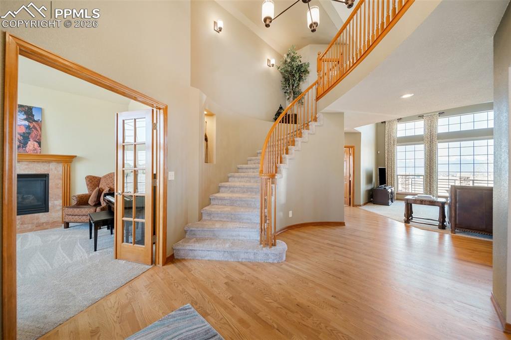 Image 3 of 49: Entry