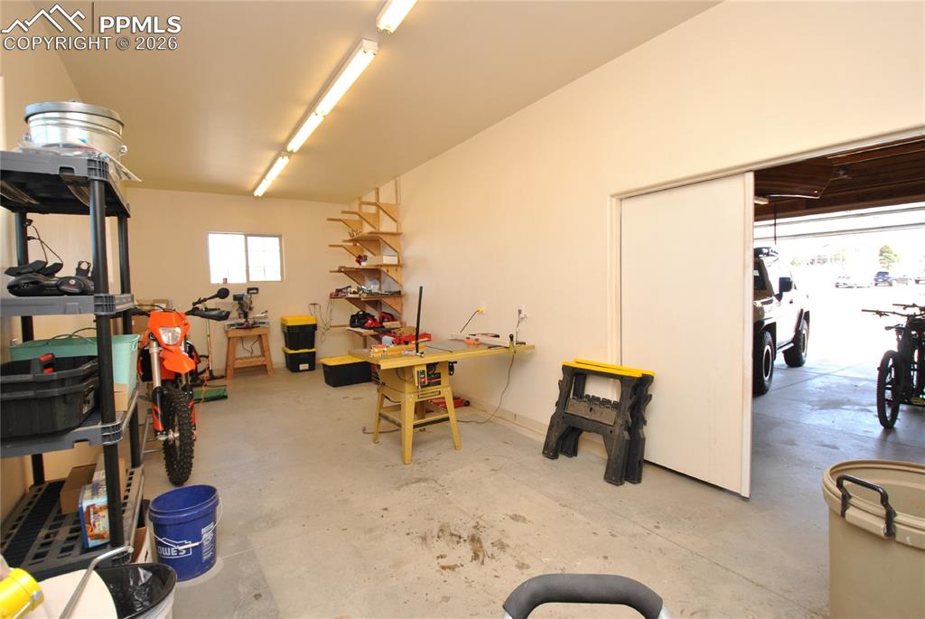 Image 40 of 49: Workshop