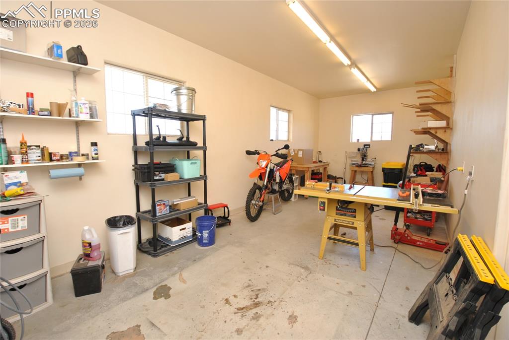 Image 41 of 49: Workshop