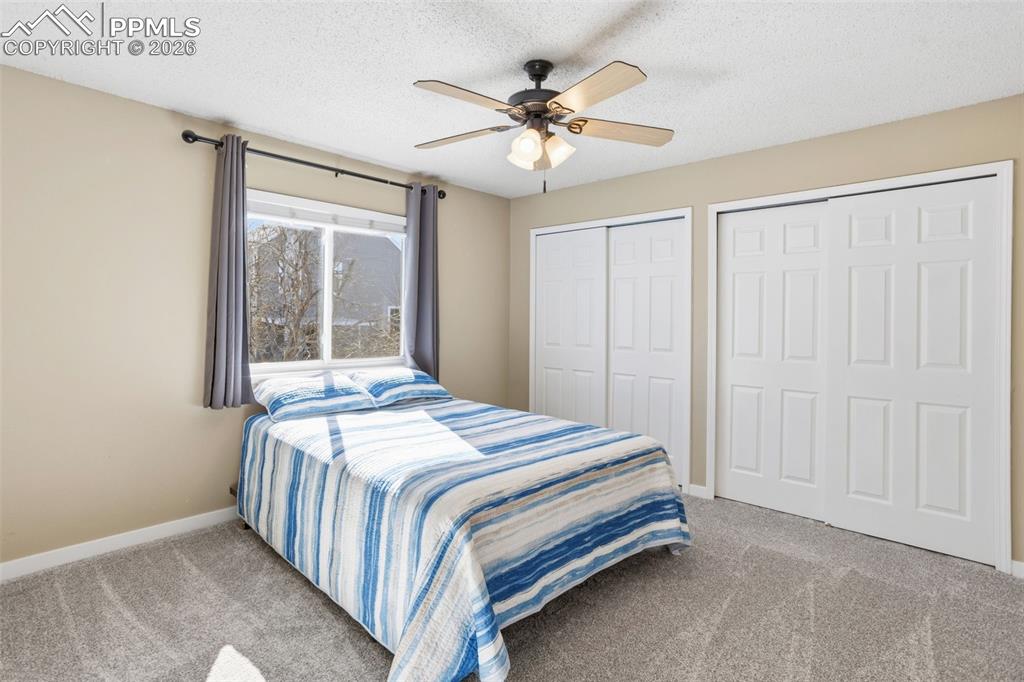 Image 18 of 26: Bedroom