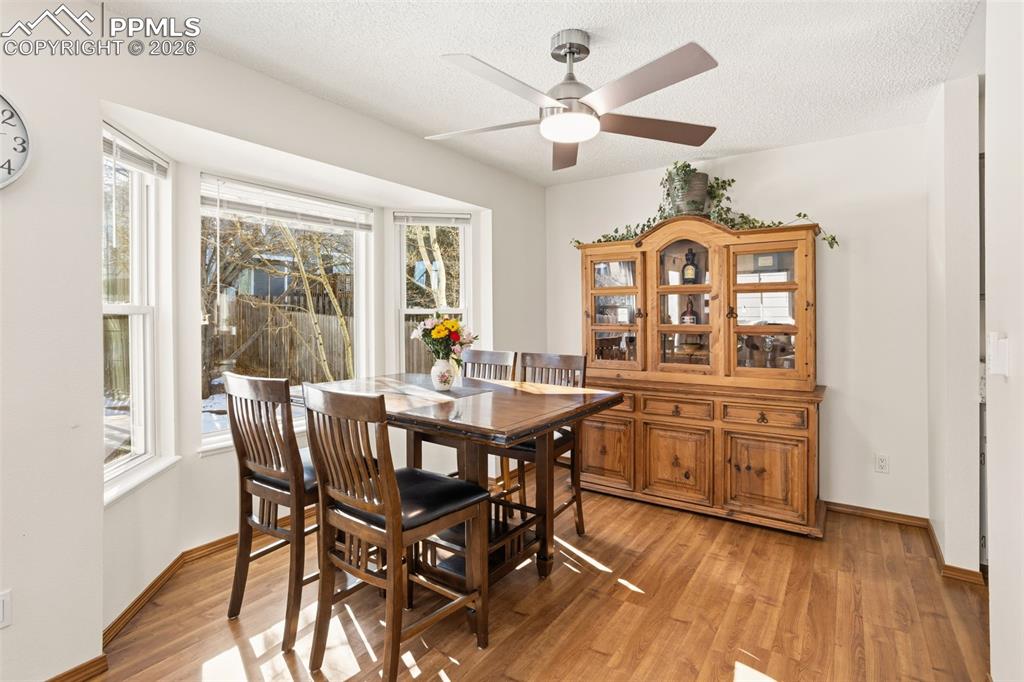 Image 9 of 26: Dining Area