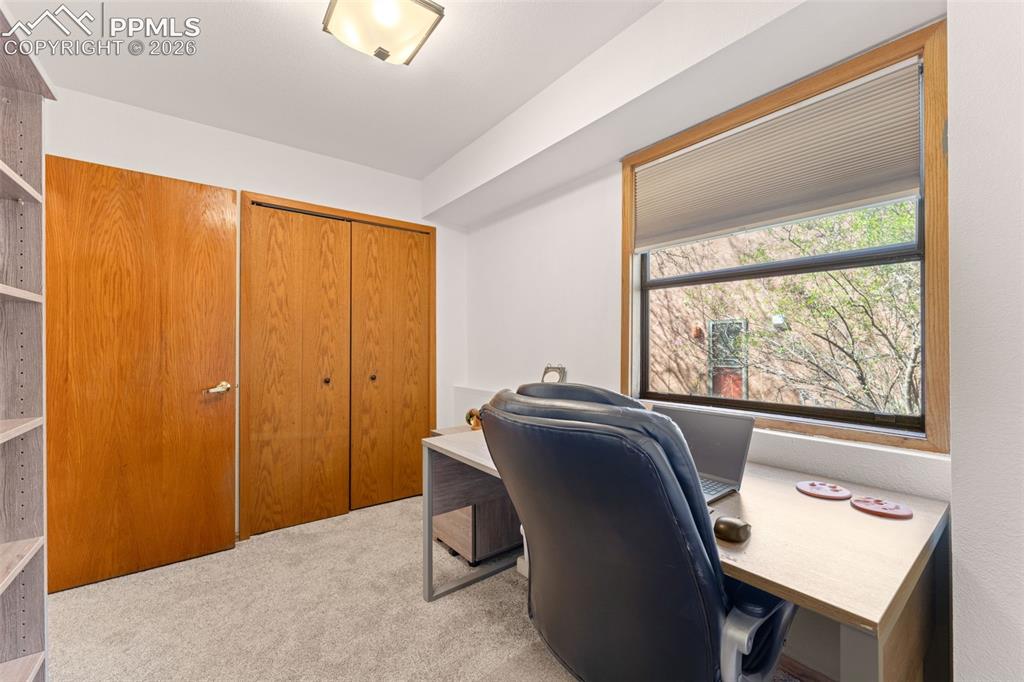 Image 20 of 30: Office or Fourth Bedroom
