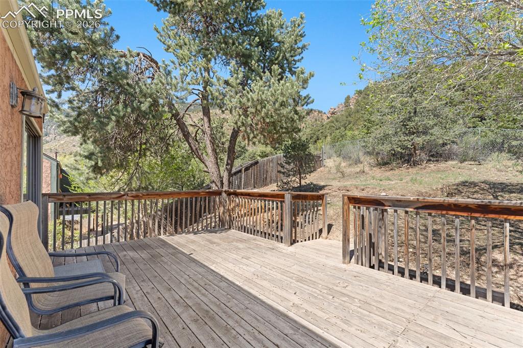 Image 22 of 30: 240 Square Foot Rear Deck