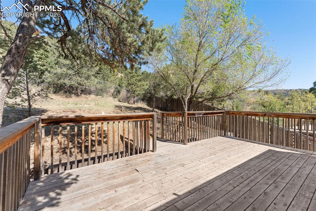 Image 23 of 30: Private Rear Yard