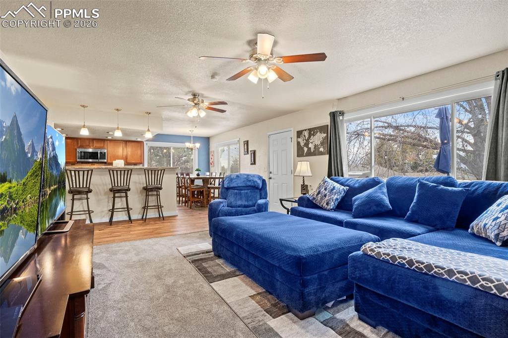 Image 16 of 32: Living Room