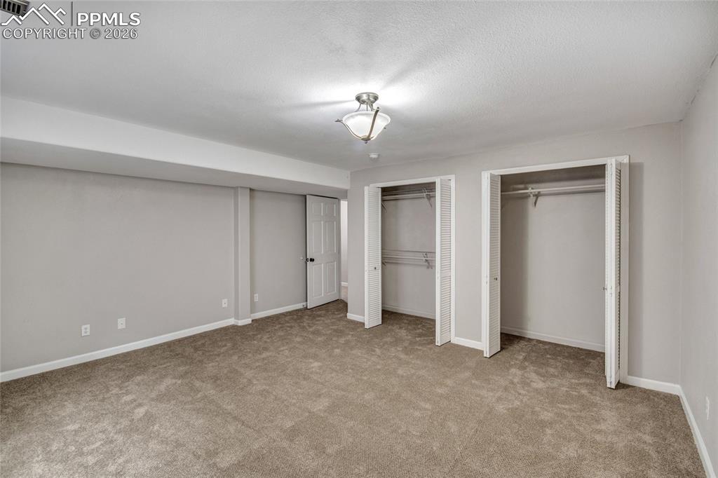 Image 43 of 48: Bedroom