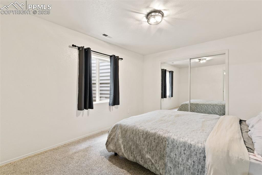 Image 40 of 45: Bedroom