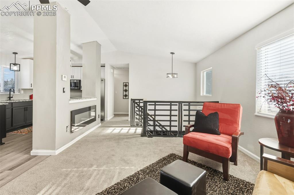 Image 4 of 27: Sitting Room