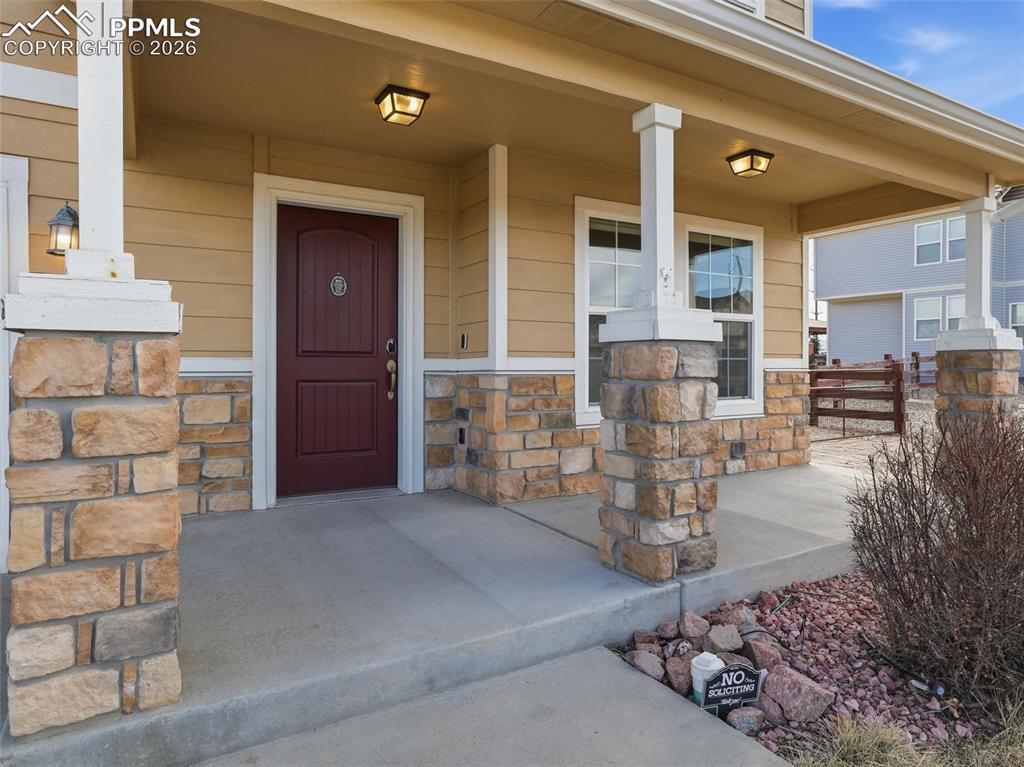 Image 31 of 43: Entry