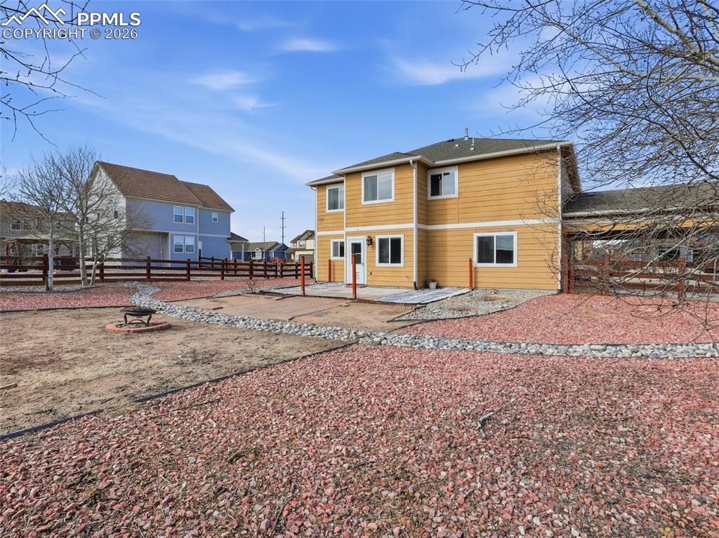 Image 37 of 43: Back of Structure