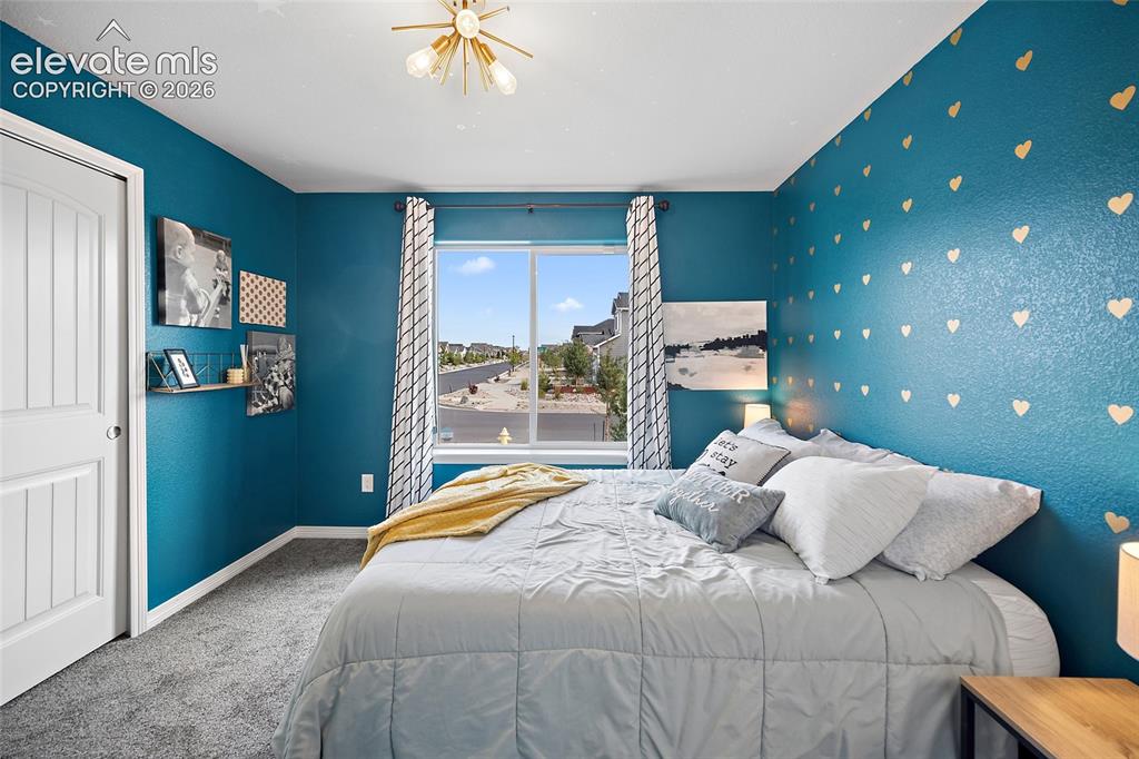 Image 18 of 49: Bedroom