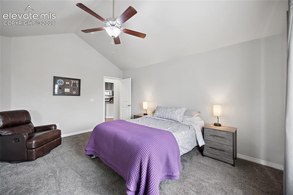 Image 19 of 49: Bedroom