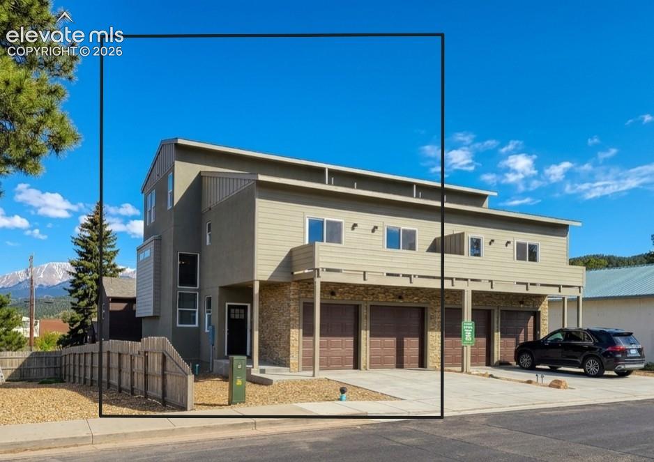 Image 1 of 15: Front of Structure