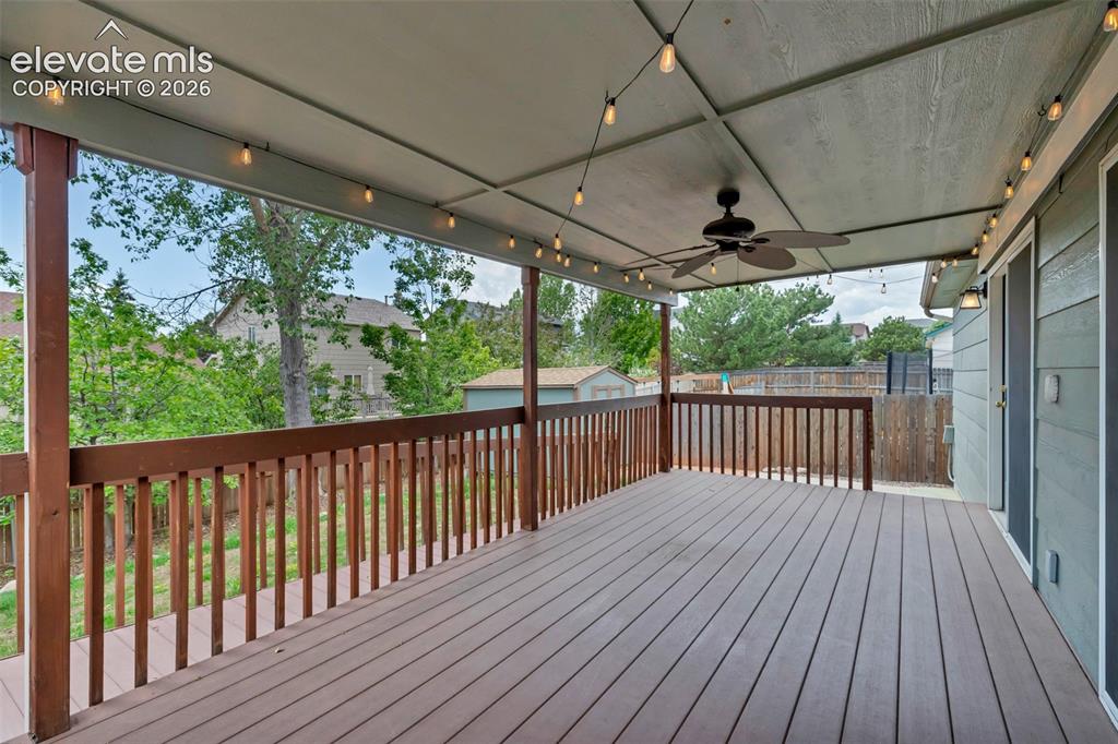 Image 42 of 49: Deck