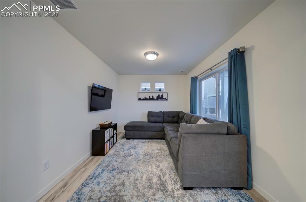 Image 3 of 46: Family Room