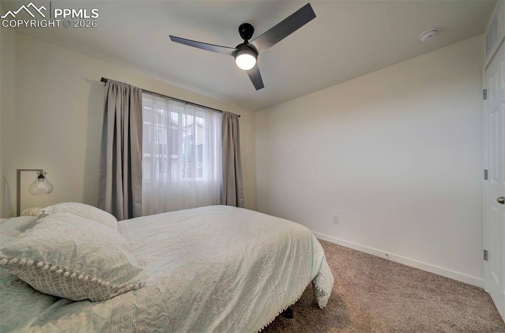 Image 35 of 46: Bedroom