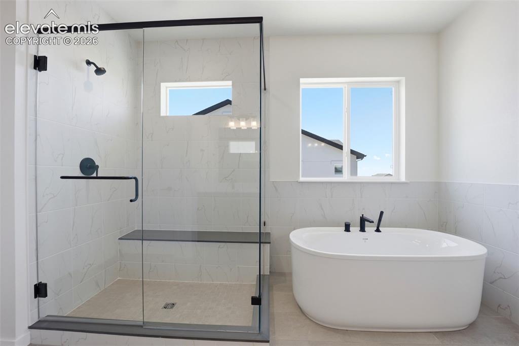 Image 22 of 42: Master Bathroom