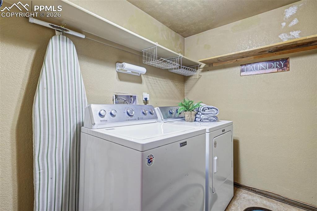 Image 31 of 44: Laundry