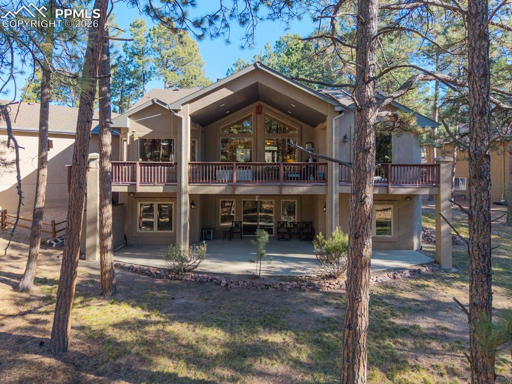 Image 8 of 38: Back of Structure