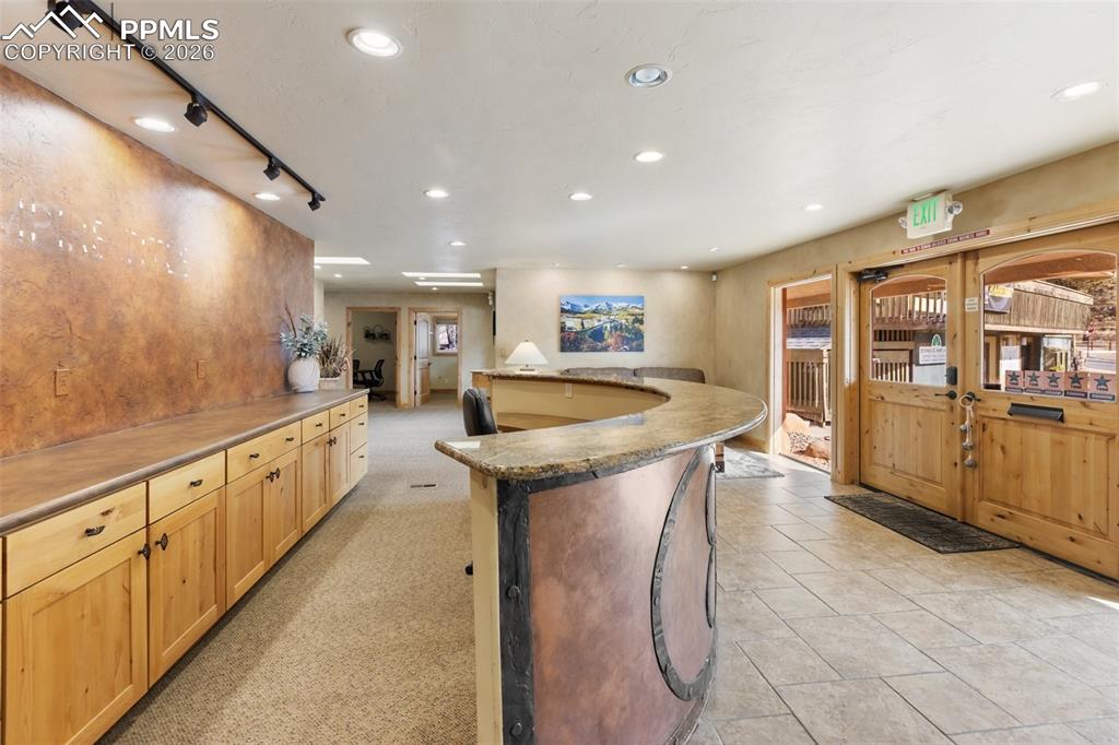 Image 6 of 40: Reception
