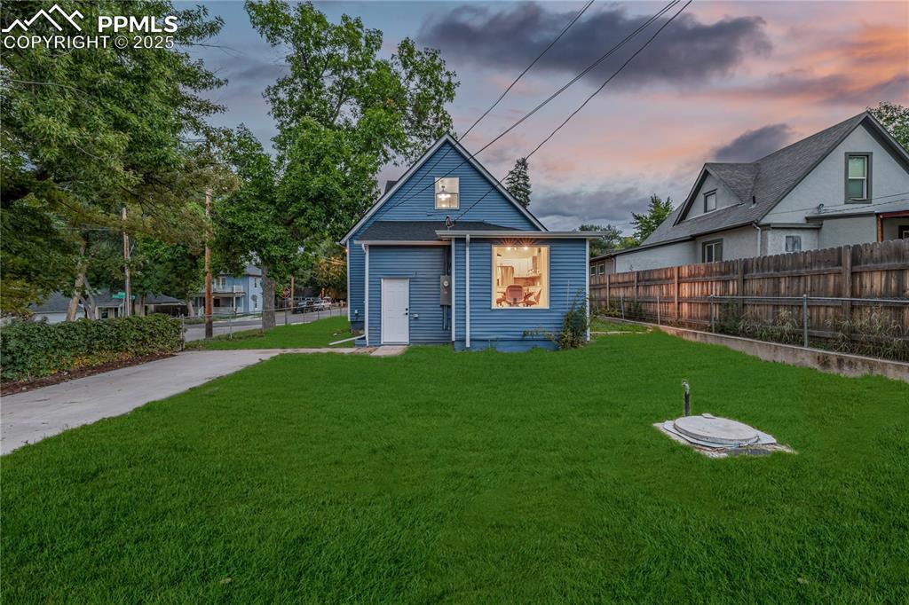 Image 37 of 39: View of outbuilding