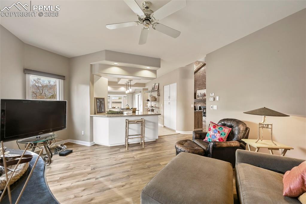 Image 13 of 49: Family Room