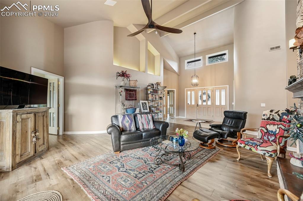 Image 8 of 49: Great Room