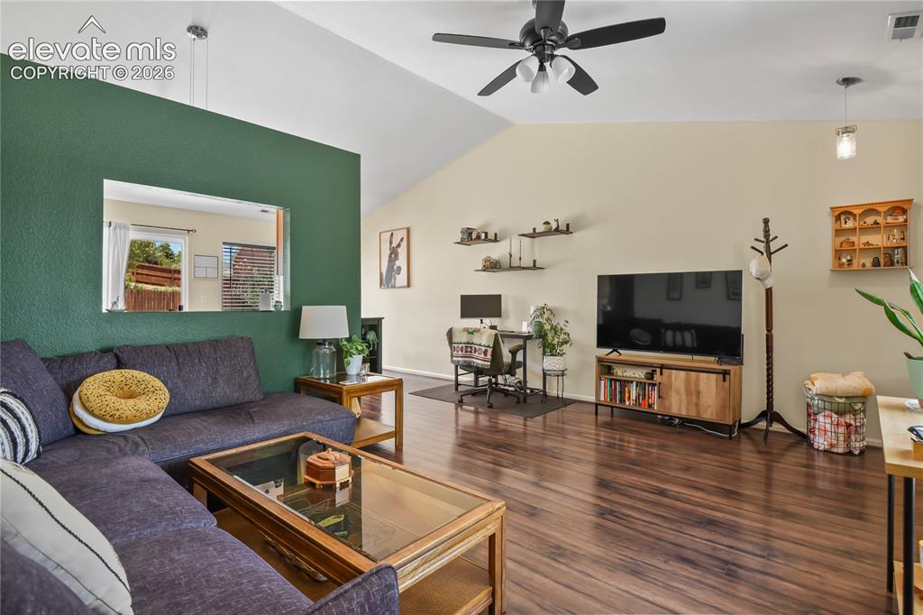 Image 6 of 25: Living Room