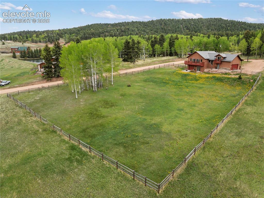 Image 27 of 30: The acreage...