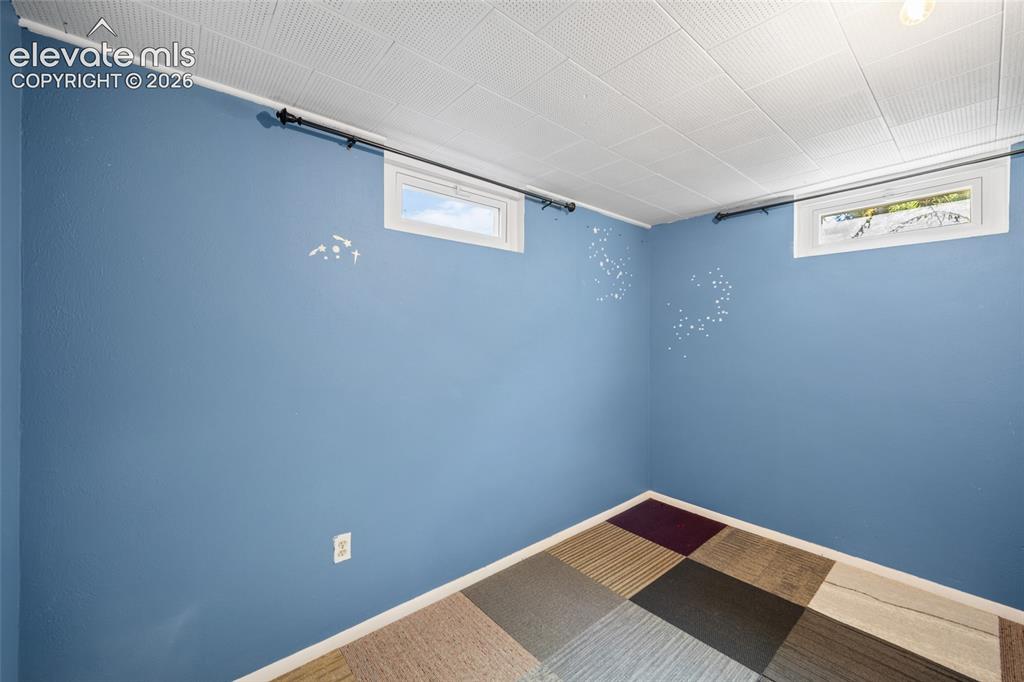 Image 17 of 41: Bedroom (Basement)