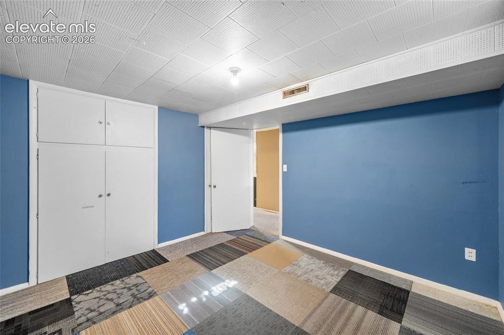 Image 20 of 41: Bedroom (Basement)