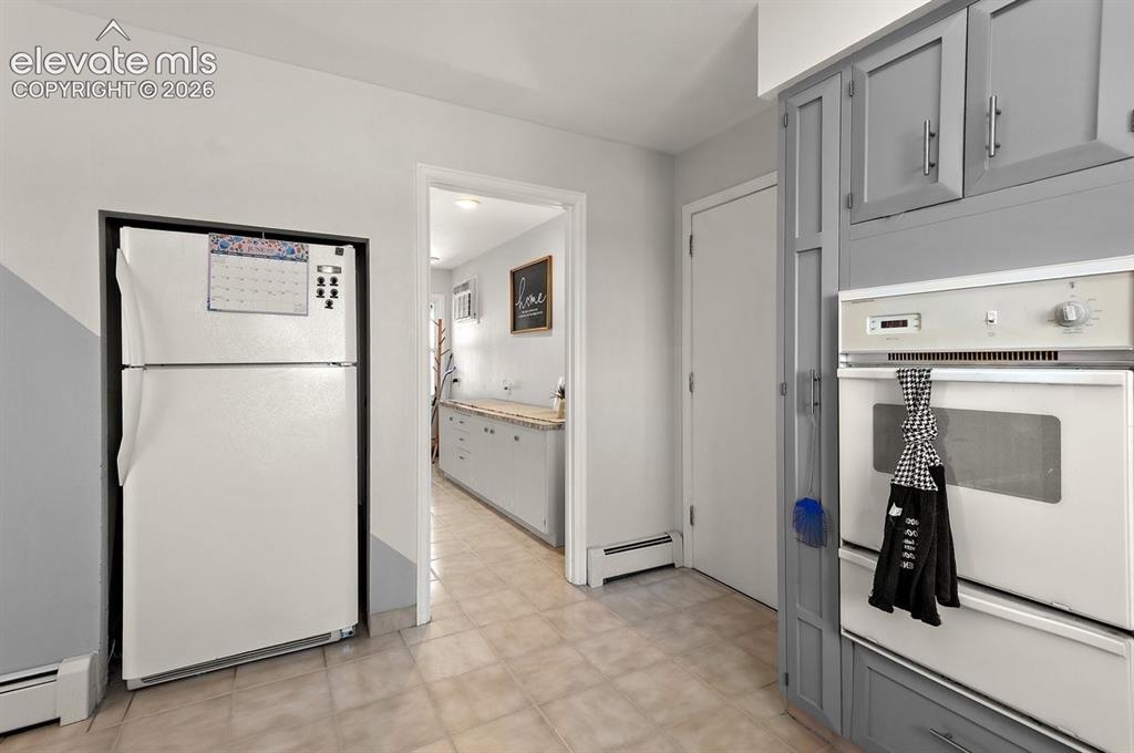 Image 11 of 31: Pass to Mudroom/Pantry area