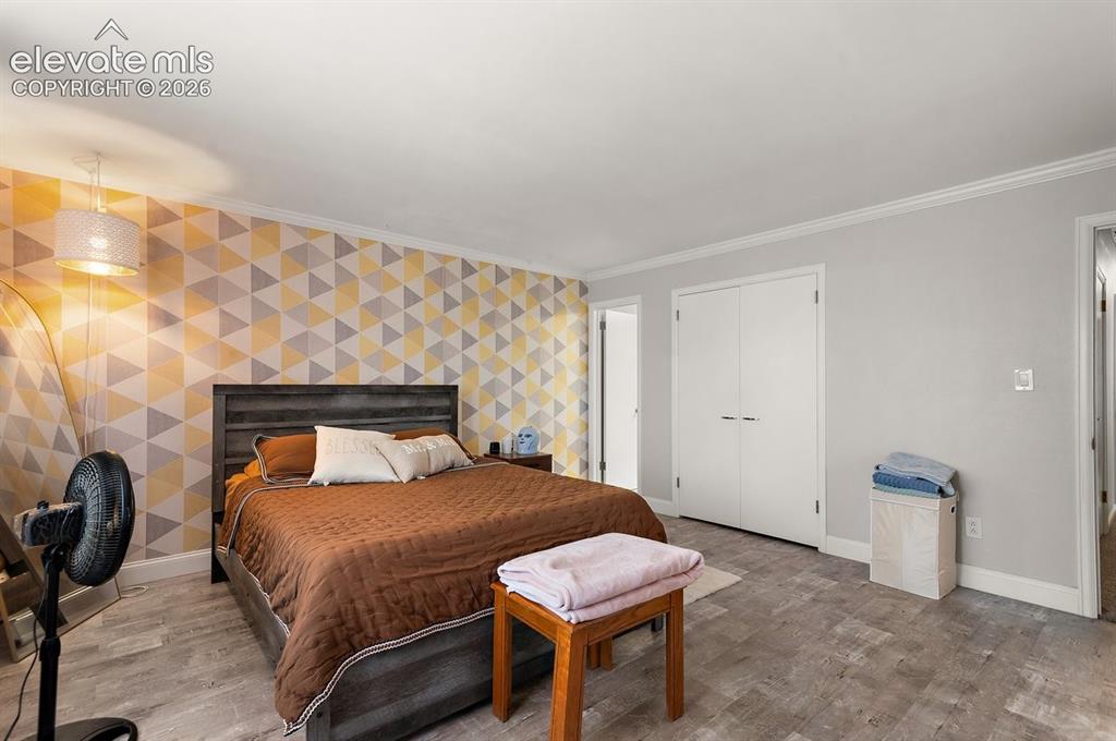 Image 16 of 31: Primary Bedroom