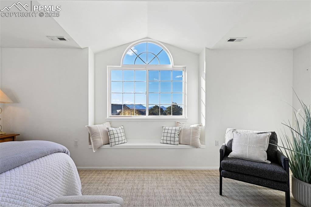 Image 34 of 50: Master Bedroom