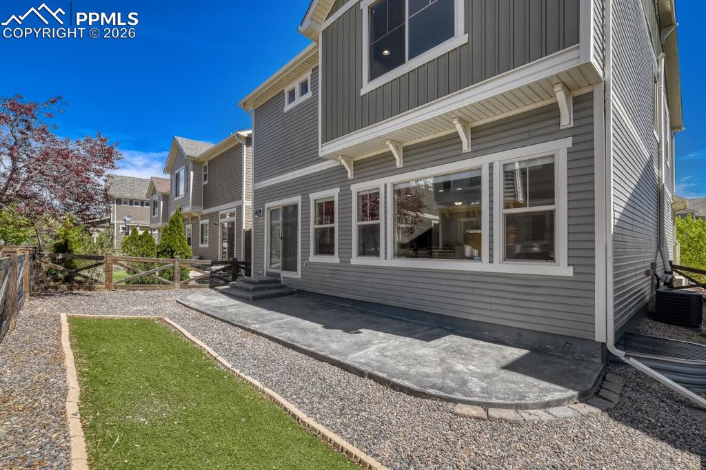 Image 13 of 37: Back of Structure