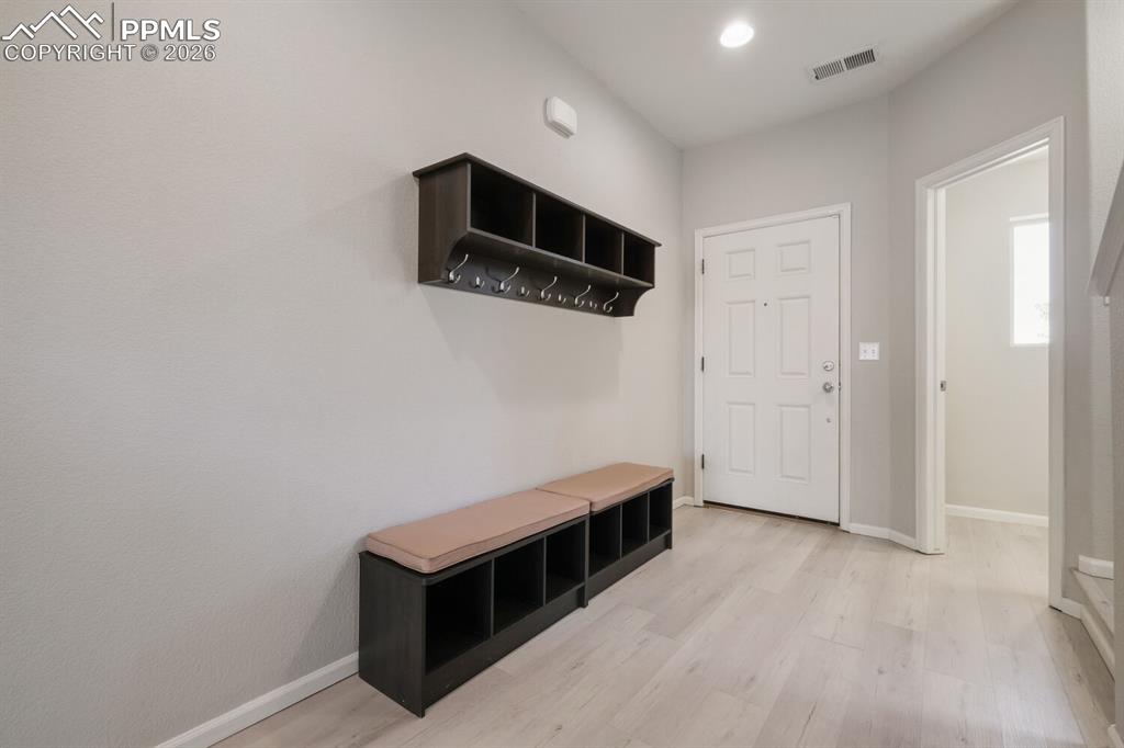 Image 3 of 37: Entry